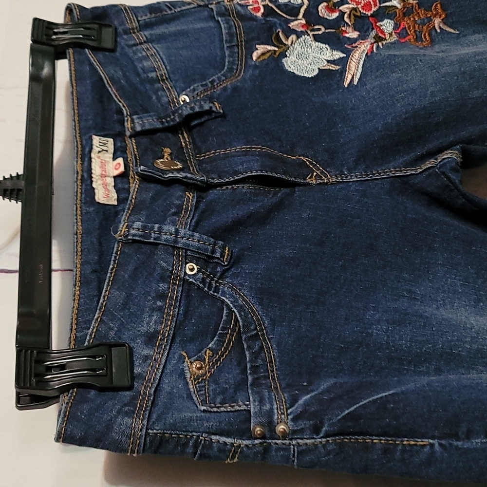 Jeans ~ YMI WannaBettaButt? Embroidered Ankle Jeans w/ Frayed Hem - Picture 10 of 13